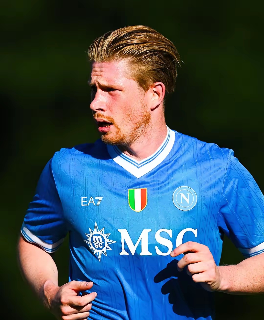 足球亚洲最佳球员候选名单公布，国脚成功入围